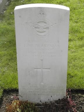 Photograph of gravestone of Ernest Walter Blakeman