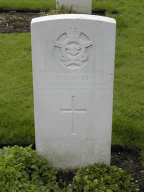 Photograph of gravestone of Kevin Leslie Hart