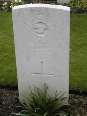 Photograph of gravestone of William Leslie Pemberton